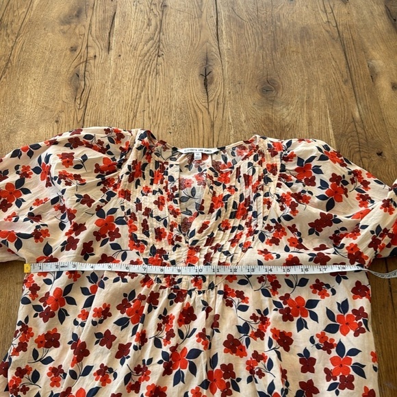Elizabeth and James Floral Pintuck Blouse SZ XS - Picture 6 of 6